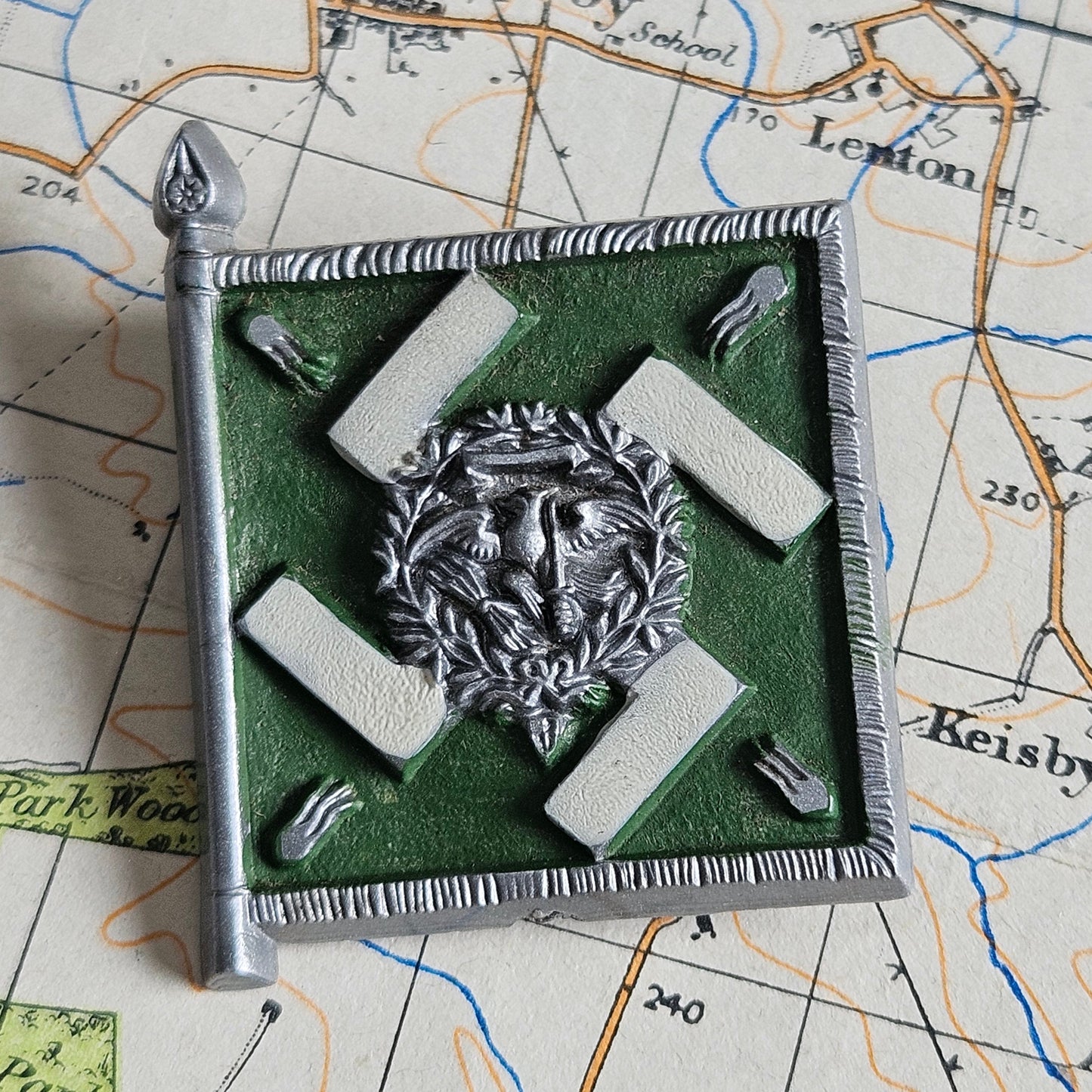 WW2 German Flag Day Badge - "Tinnie"