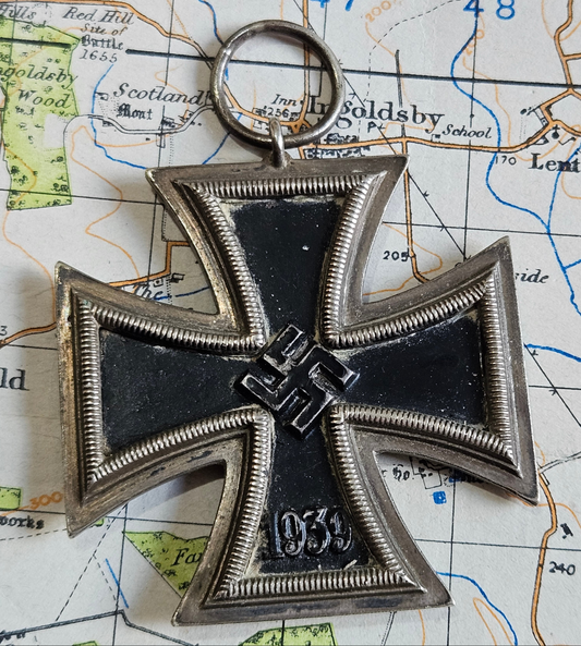 Original WW2 German, Nazi Iron Cross 2nd Class medal, unmarked.