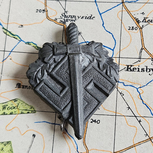 Original German NSDAP (NAZI PARTY) N.S.K.O.V. DONATION BADGE.