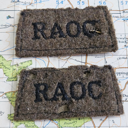 Genuine WW2 Royal Army Ordnance Corps RAOC Slip On Shoulder Titles