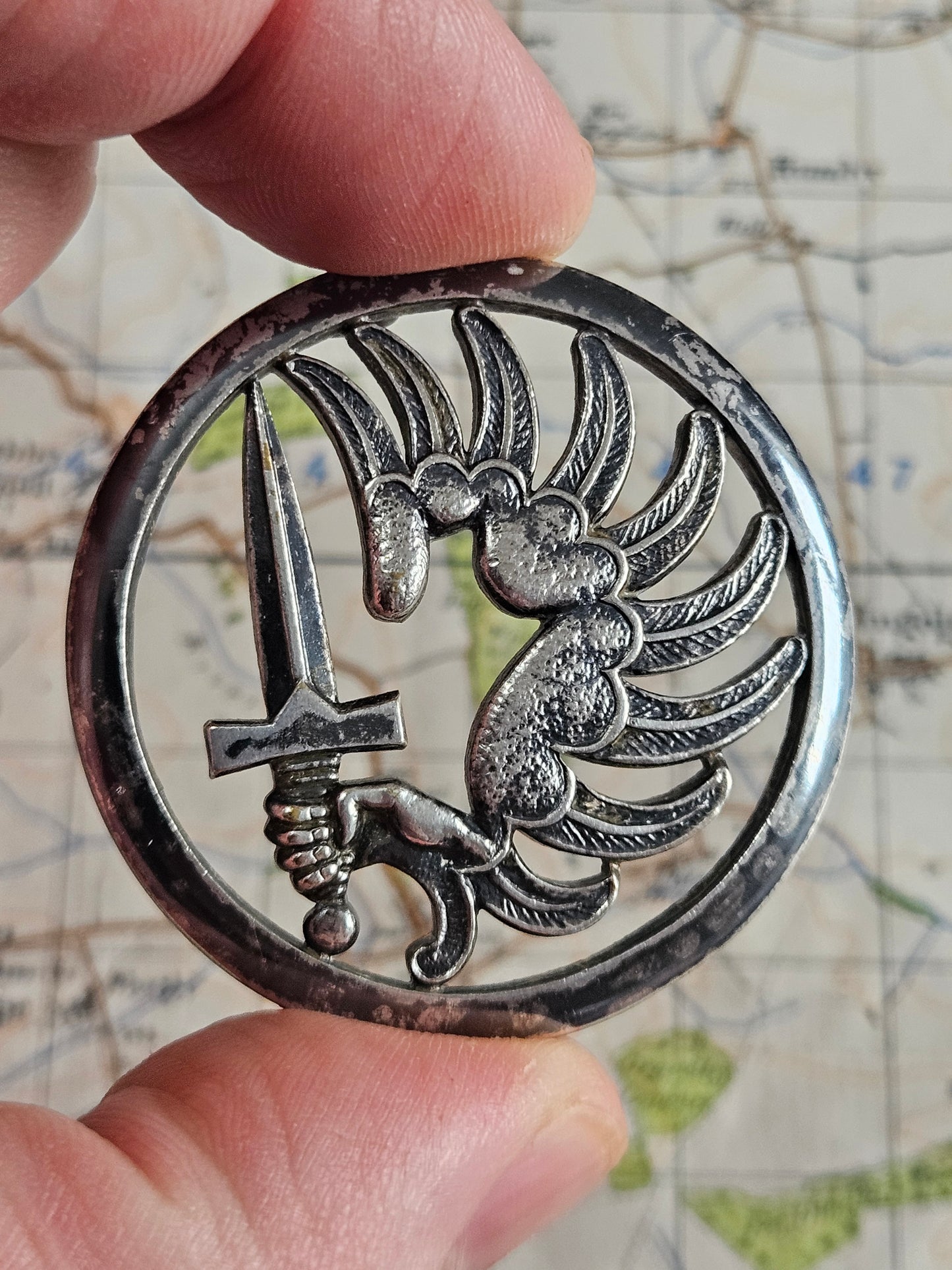 French Coinderoux Paratrooper Beret Military Badge.
