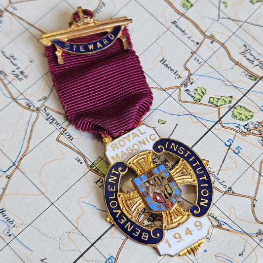 Vintage Royal Masonic Steward medal 1949, Benevolent Institution.