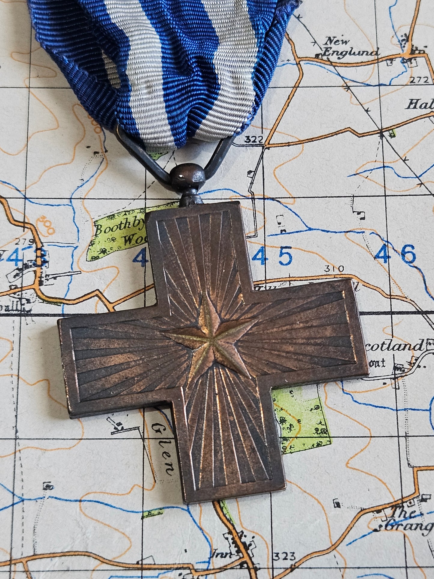 Original WWI Italian Army War Merit Cross Medal