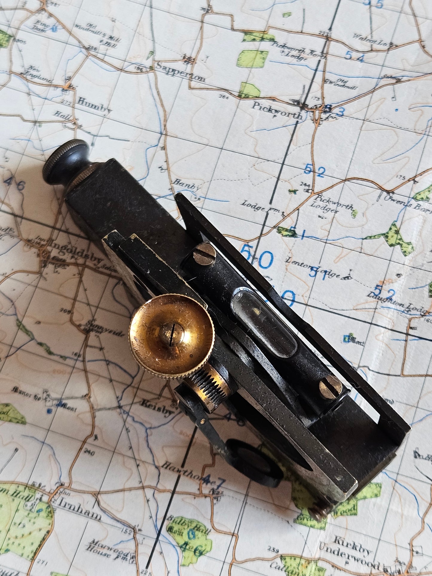 Vintage WW1 Wilson Clinometer 1914, Mark IV. Dated. Military Issue Crows Foot.