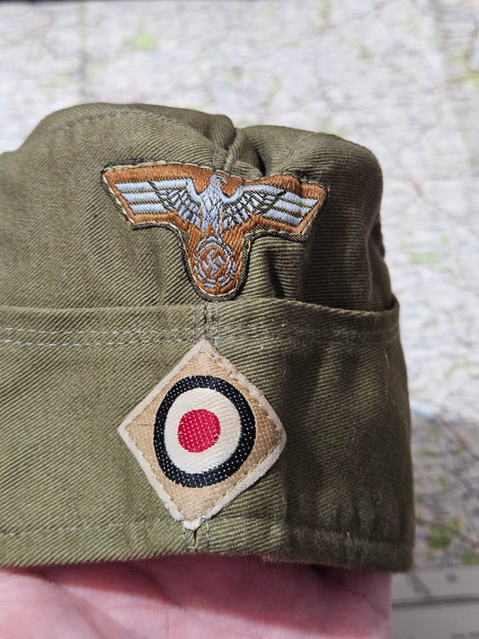WW2 German, DAK Green Overseas Side Cap - Red Lining (Replica)