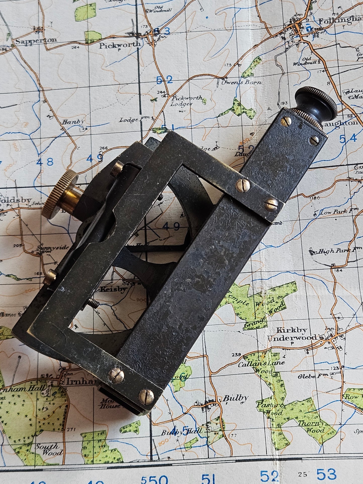 Vintage WW1 Wilson Clinometer 1914, Mark IV. Dated. Military Issue Crows Foot.