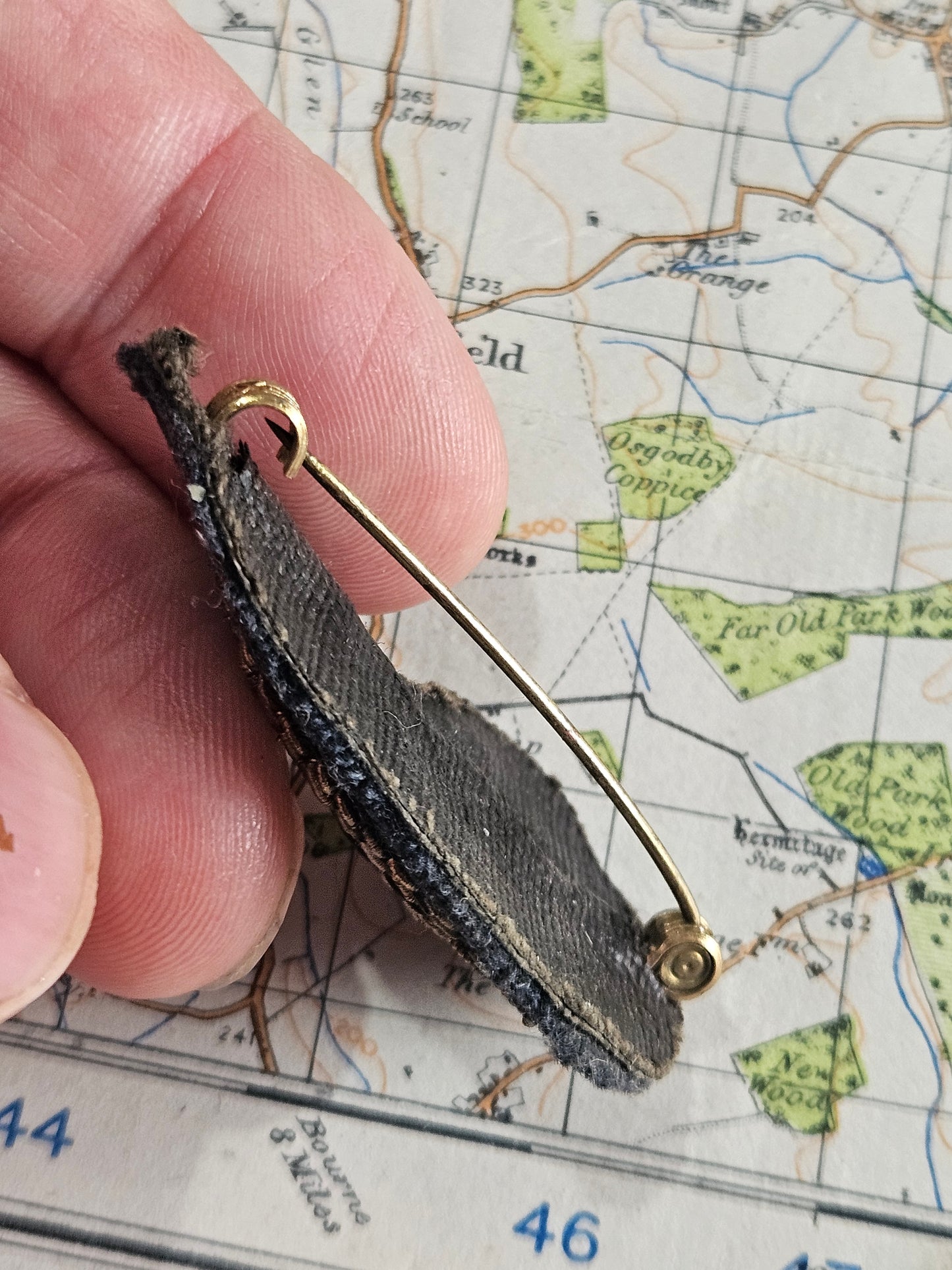 British: Royal Air Force “Engineers” bullion wire woven brevet.