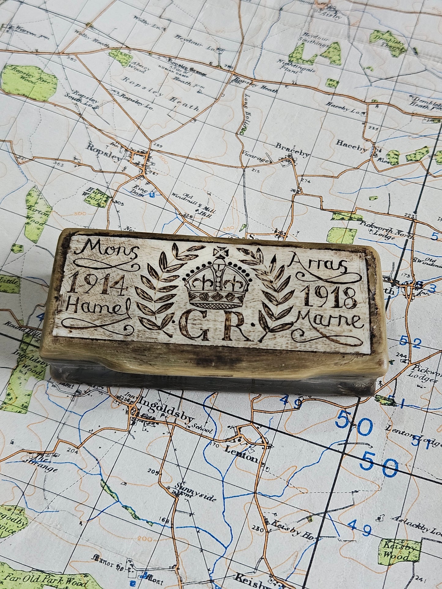 WW1 Trench Art Snuff Box, Hand Carved.
