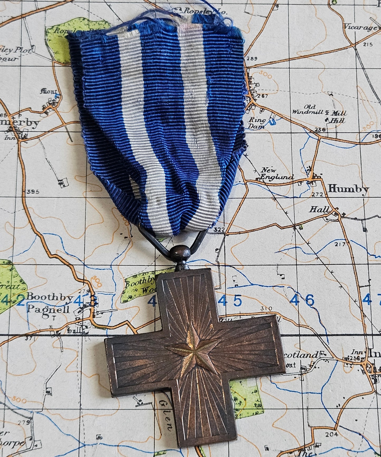 Original WWI Italian Army War Merit Cross Medal