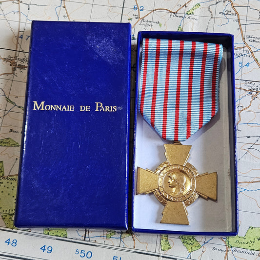 French combat cross CROIX DU COMBATTANT