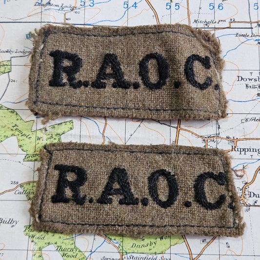 Genuine WW2 Royal Army Ordnance Corps RAOC Slip On Shoulder Titles