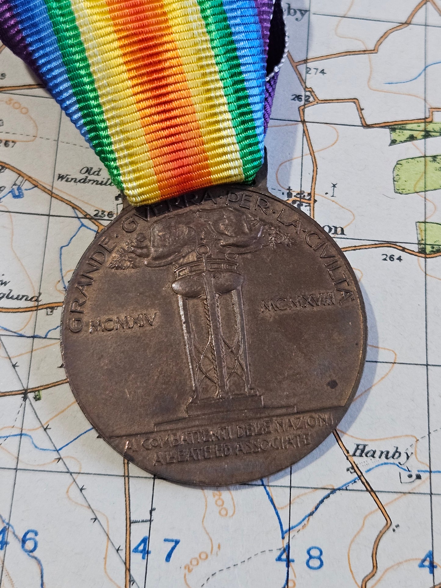 Italian WW1 bronze victory Medal 1914-1919. Original.