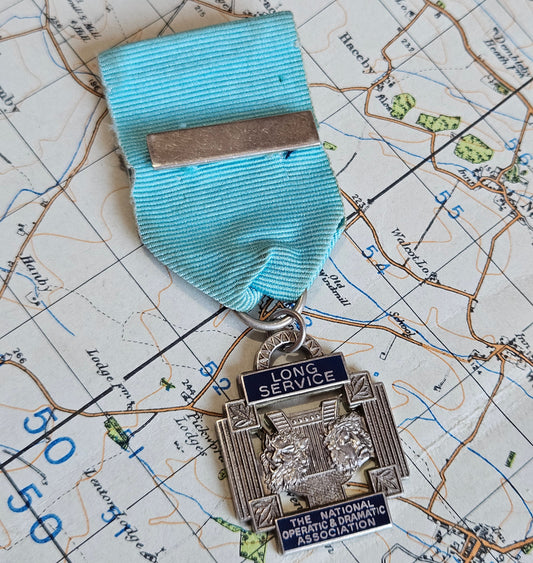 NATIONAL OPERATIC & DRAMATIC ASSOC HALLMARKED SILVER LONG SERVICE MEDAL